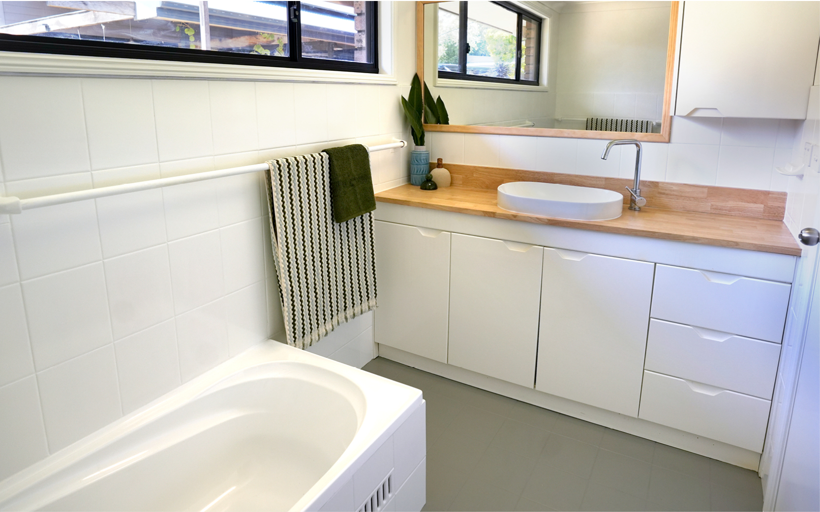 How To Transform Your Bathroom With Paint Instead Of Renovating