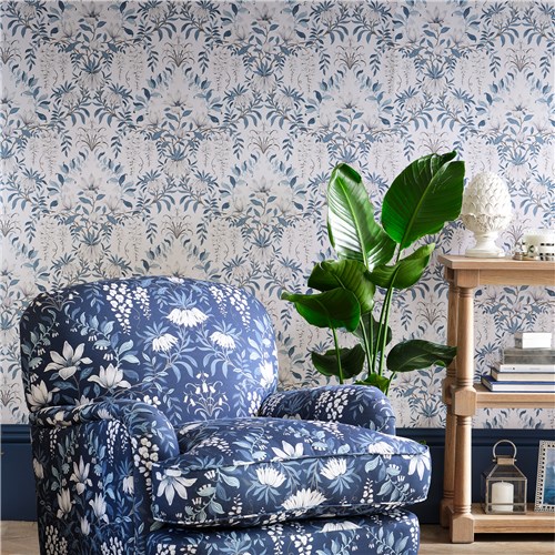 laura-ashley-parterre-off-white-seaspray-wallpaper-room
