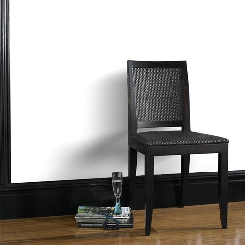 secret-garden-wall-doctor-lining-paper-white-room