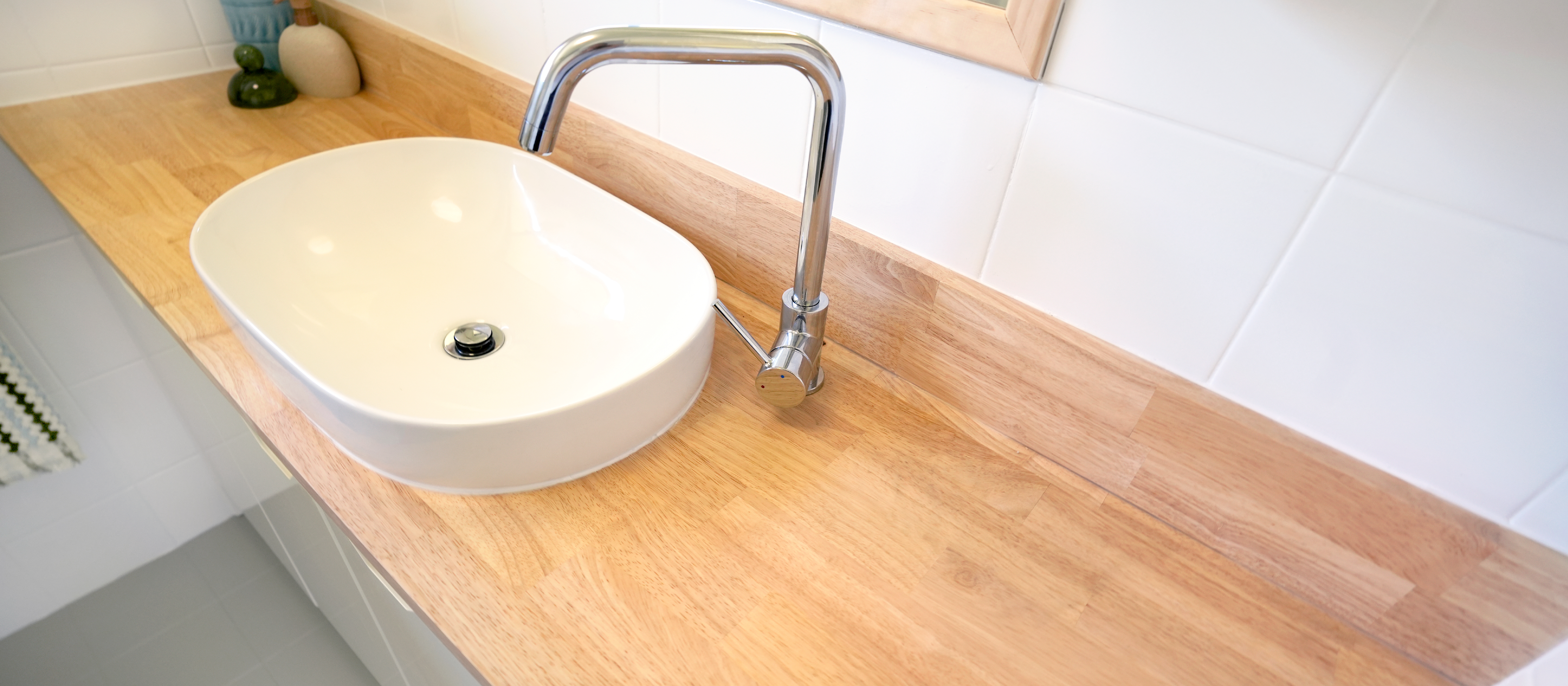 How To Coat Timber Benchtops